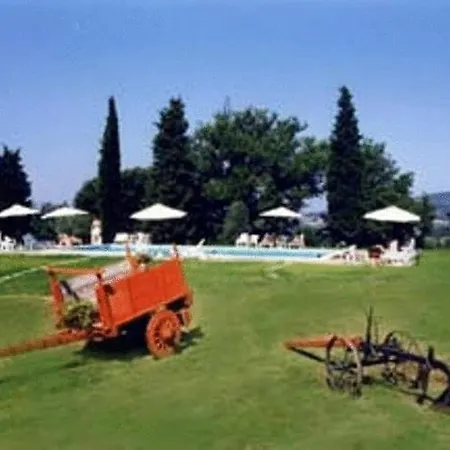 Agriturismo Relais Poggio Primo Séjour à la ferme Borro