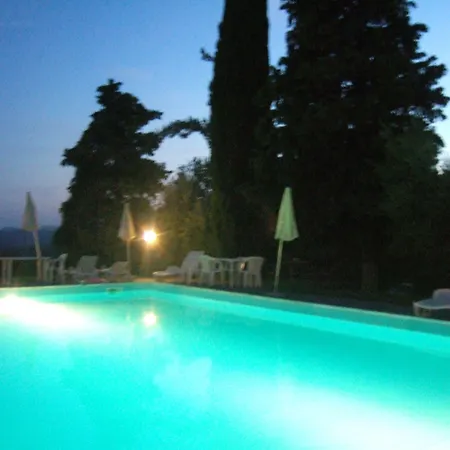 Agriturismo Relais Poggio Primo Séjour à la ferme Borro