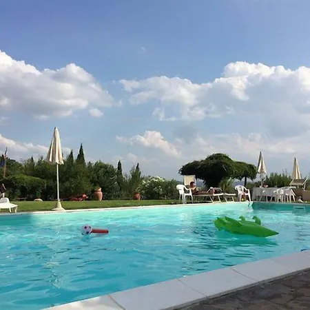 Agriturismo Relais Poggio Primo Séjour à la ferme